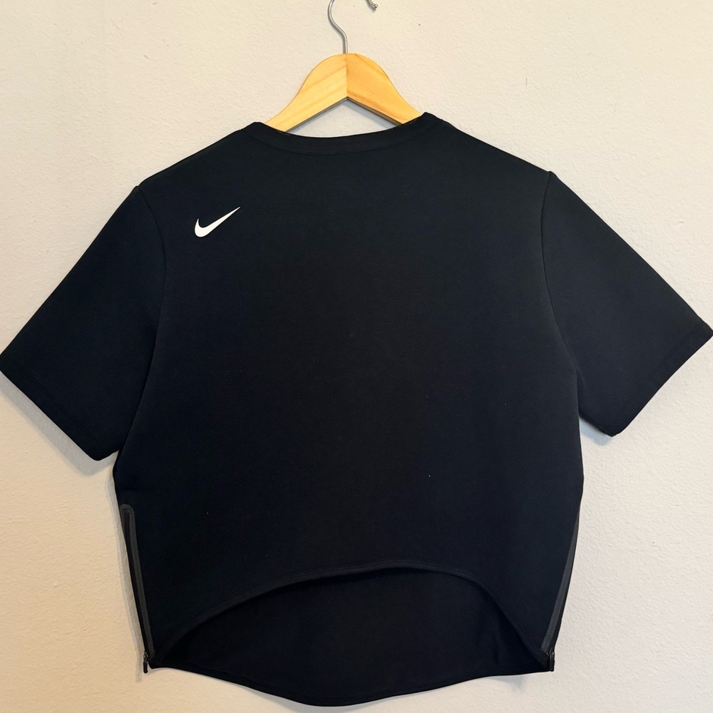 Nike Dri Fit Top - Picture 2 of 2
